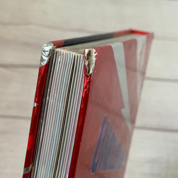 Ripley's Believe It or Not Book Strikingly True 2011 Edition - Picture 9 of 13